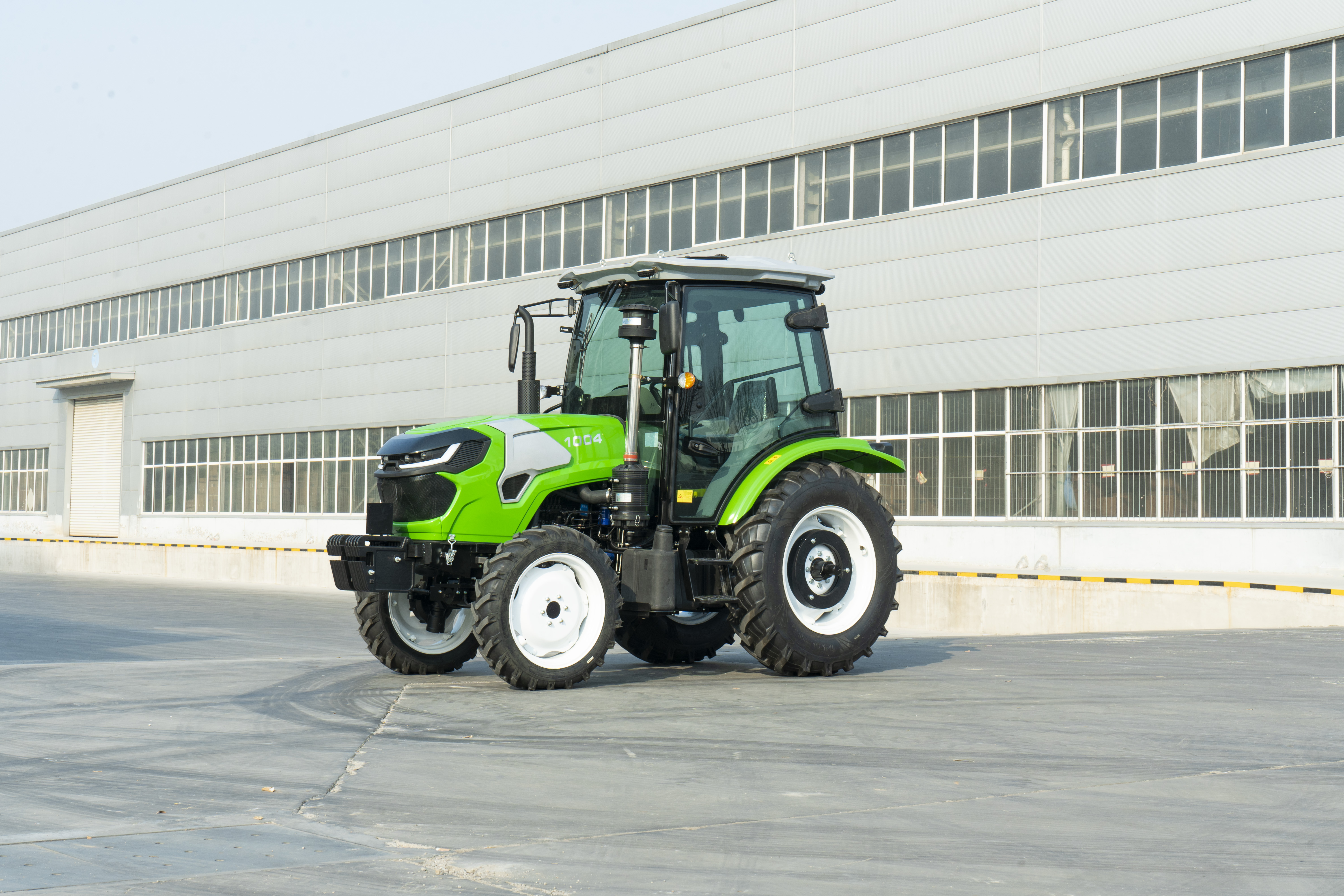 Hvordan maksimerer man ydelsen fra sin kompakte traktor med det rigtige udstyr?