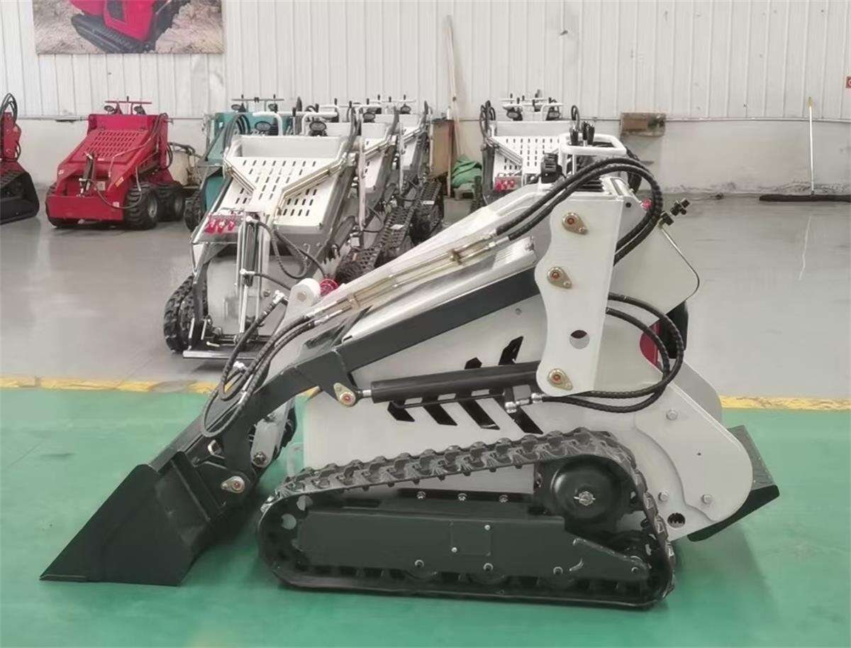 Overall Feedback from a US Customer Using a Skid Steer Loader