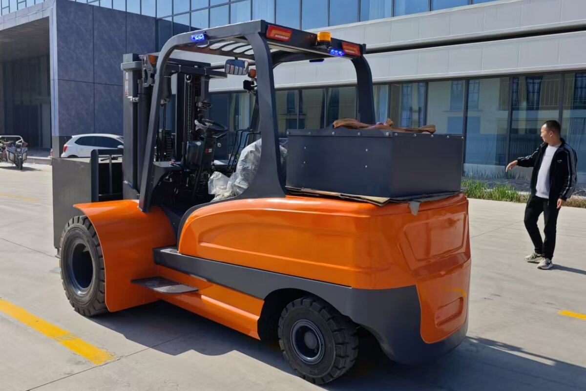 electric forklift