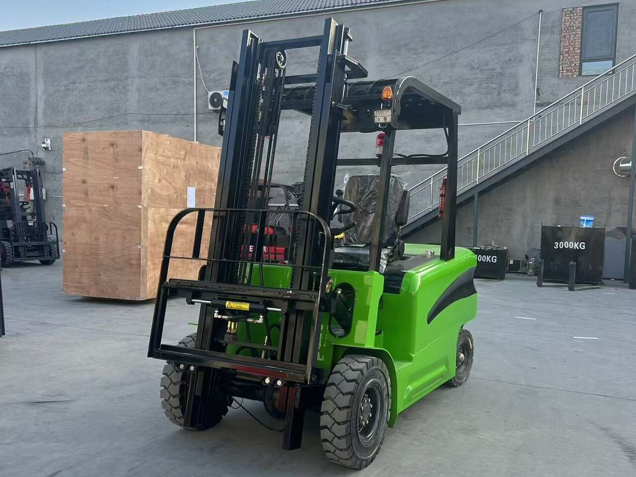 electric forklift