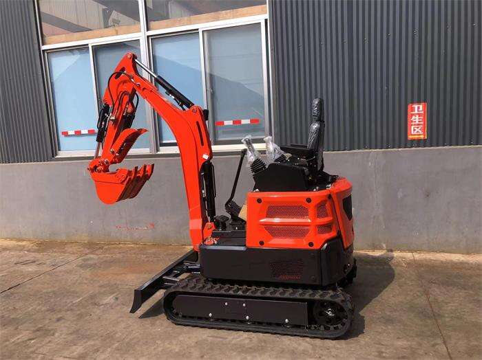 Spanish customer orders 2 mini excavators