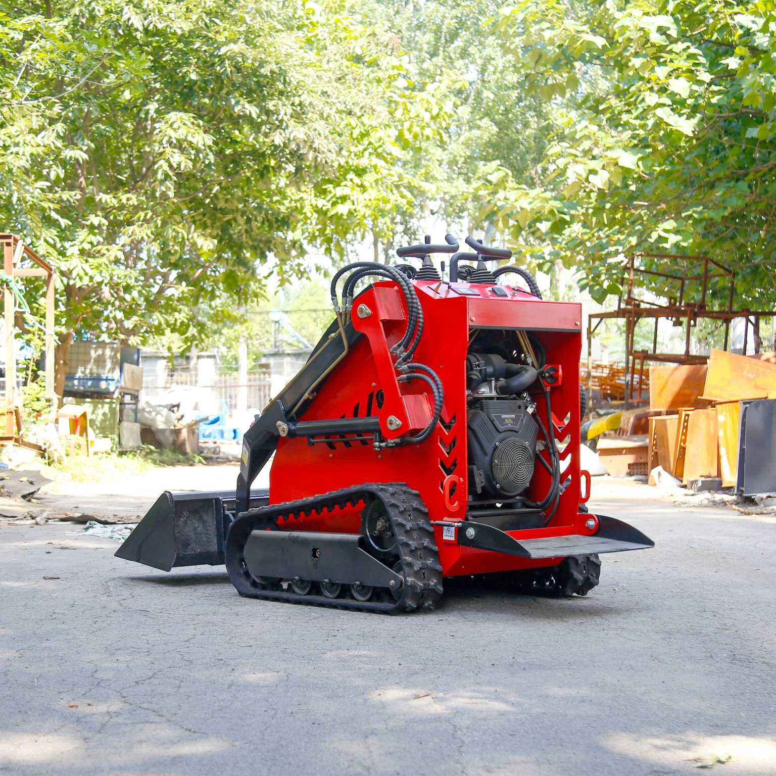 WY380 Red Tracked Good Sale Skid Steer Loader High Quality Multi Functional
