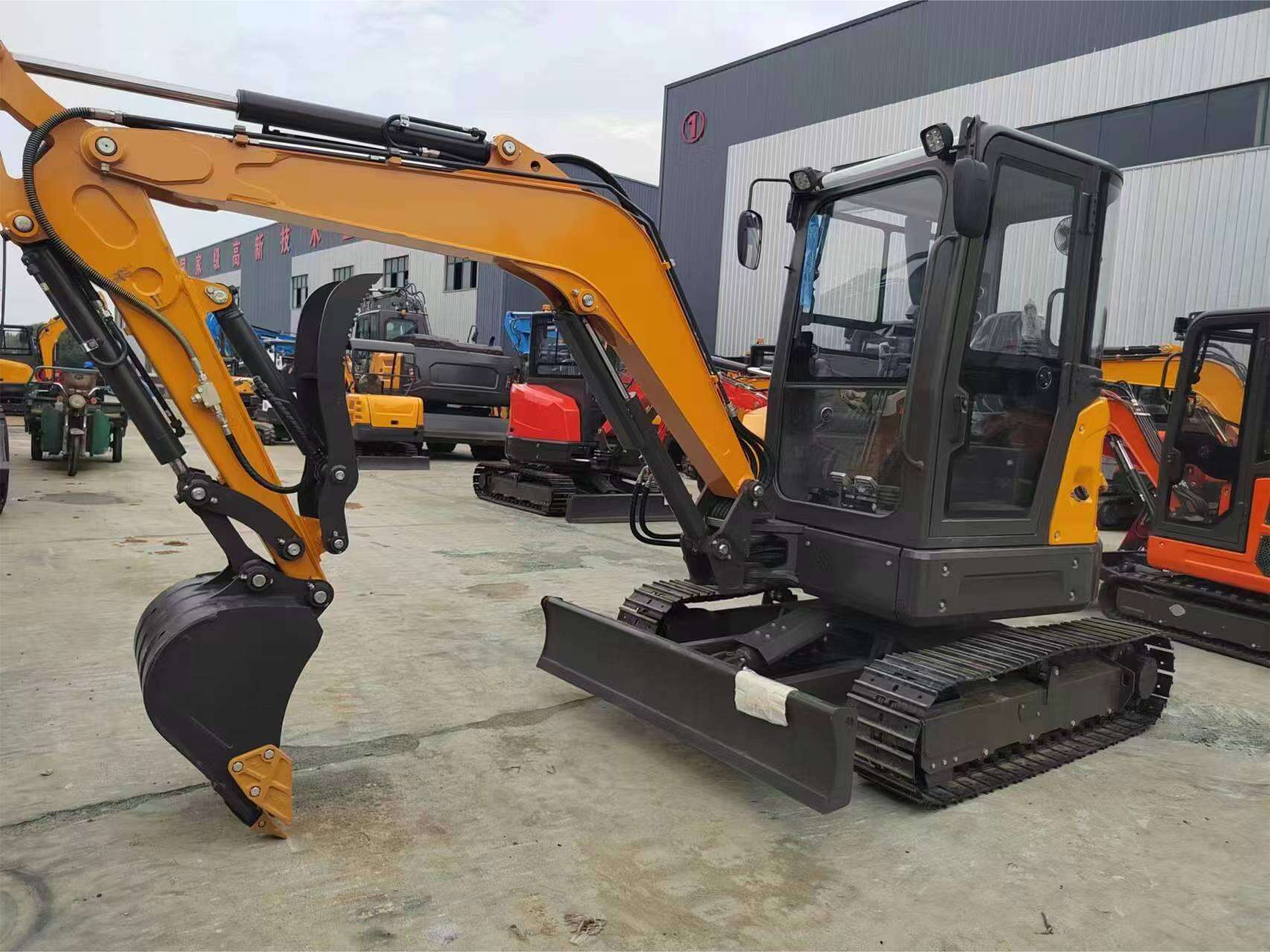 Do you want to buy excavators from China? Then get to know this!