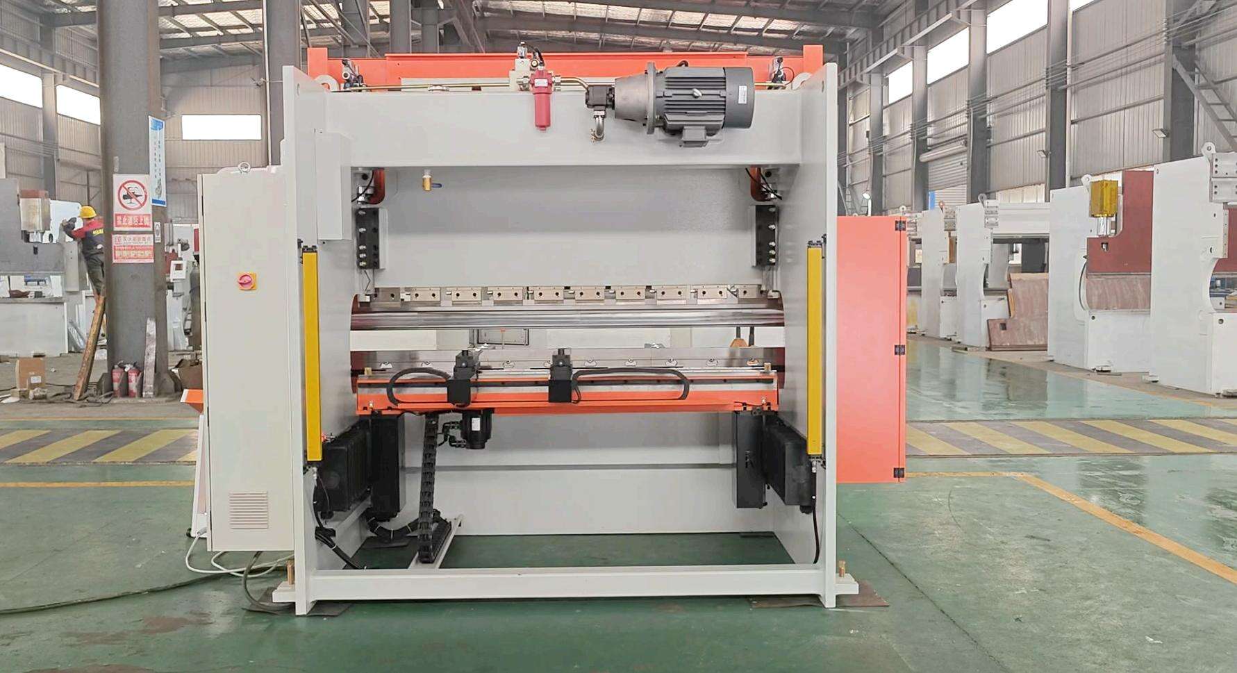 Capacidades de Procesamiento de Materiales Versátiles  