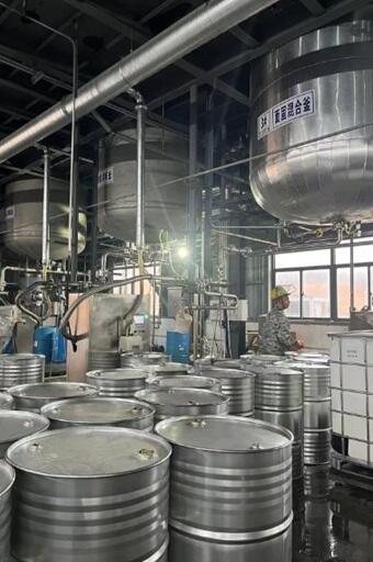 Scegliere l'Acceleratore Epoxy Giusto per Diverse Combinazioni di Resina Epoxy - Induritore