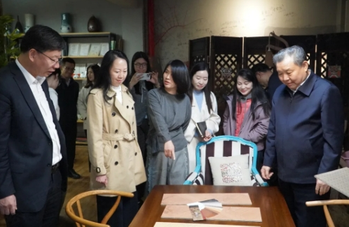 xu xiangnan visits hunan praises banferts digital 3d uv coating university enterprise cooperation project with academician wu yiqiang-1