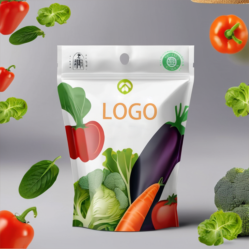 How does the choice of materials for food packaging bags affect the freshness of the food?