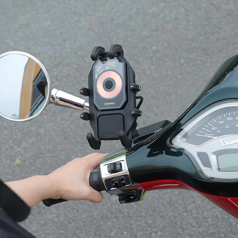 Hvordan forbedrer en motorcykel mobilholder bekvemmeligheden?