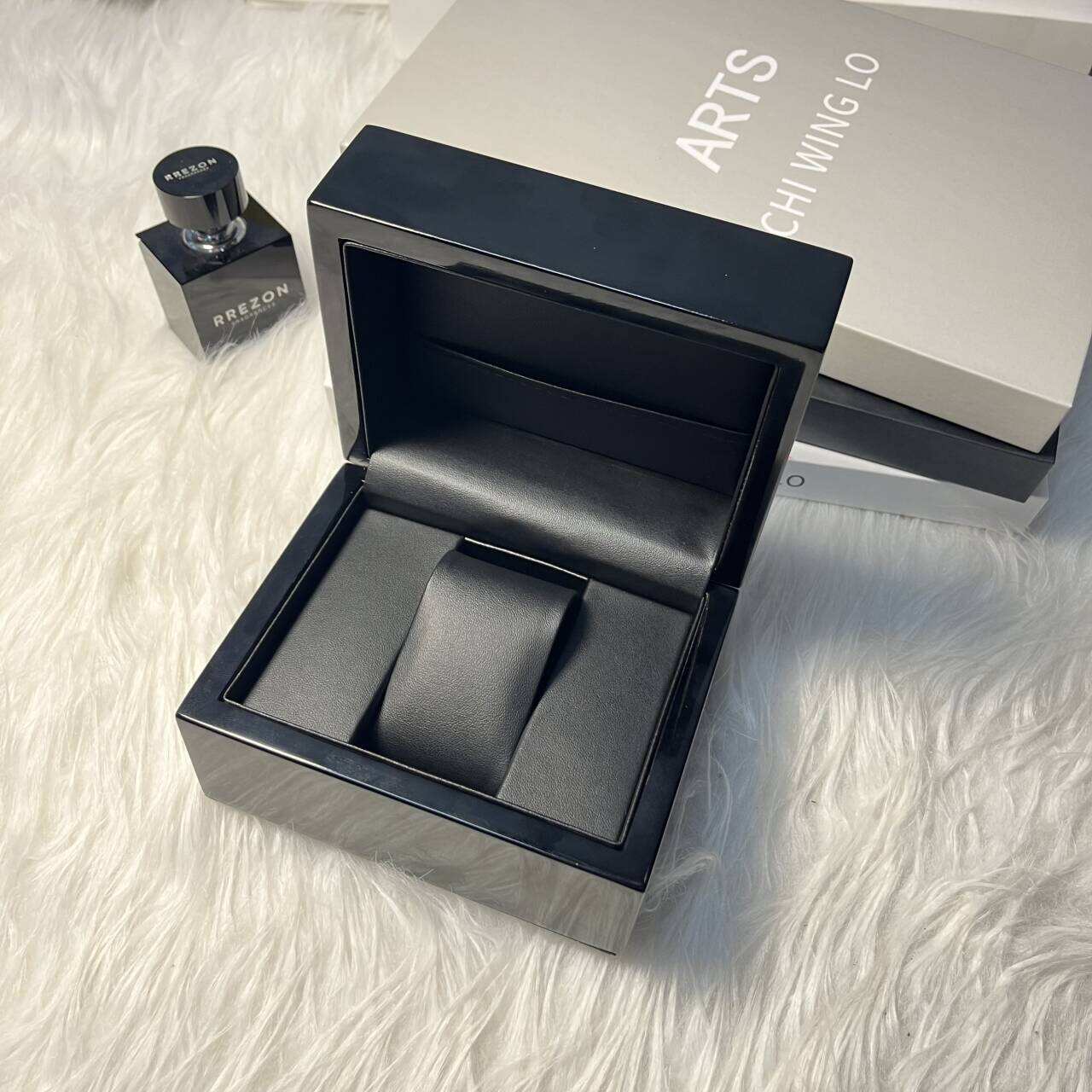 High grade Wooden Glossy Watch Box Storage Case Watch Organizer Gift Box 1 Grid