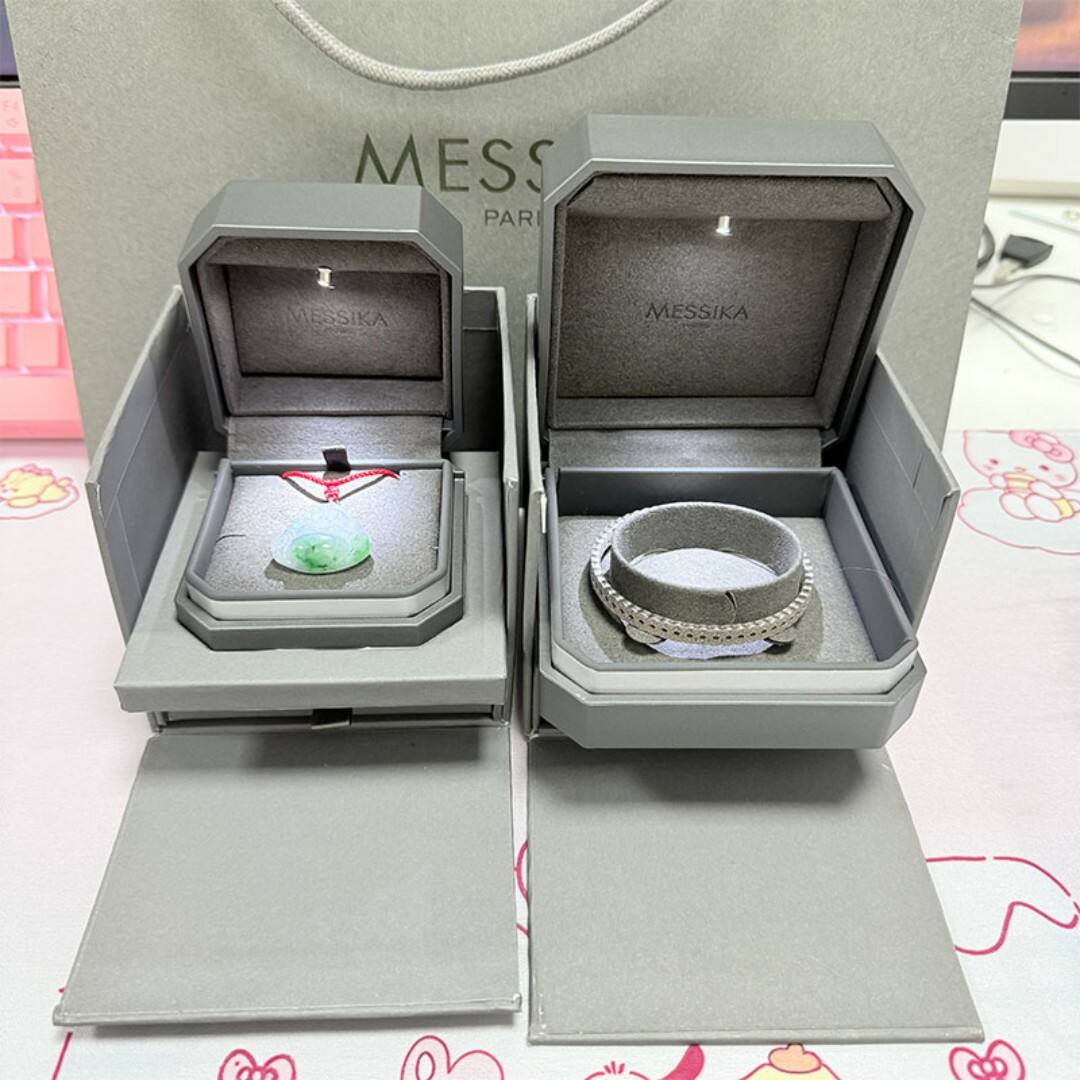 One Top Customization High Leather Messina Jewelry Box Led Ring Box Led Jewelry Box Packaging