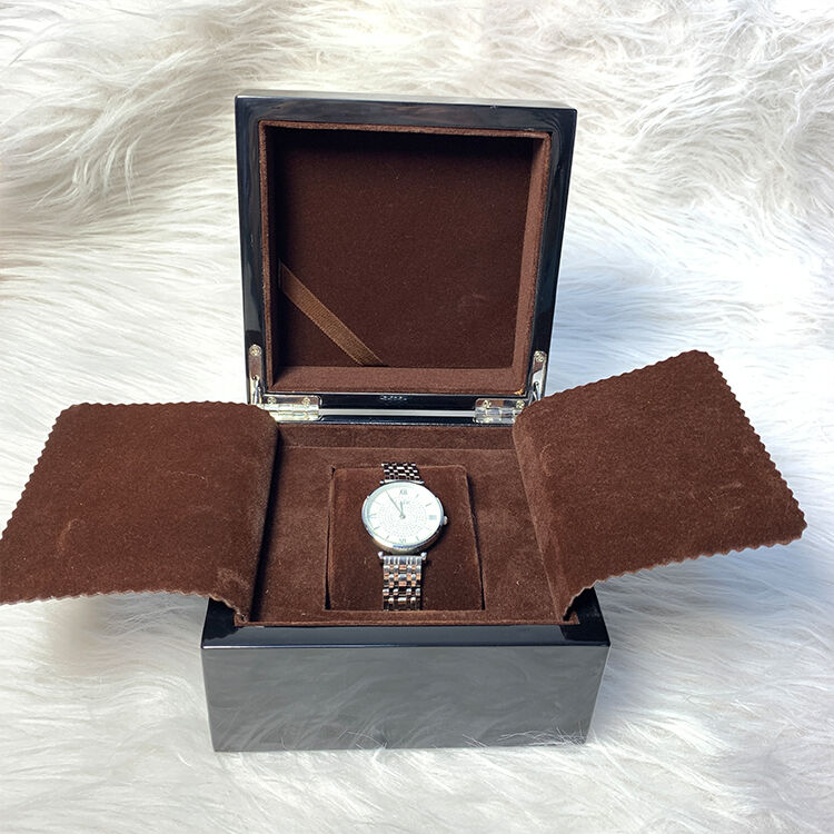 Wholesale Luxury Piano Lacquer Wood Watch Case, Custom Embossed Logo Velvet Lined Single Wristwatch Packaging Box
