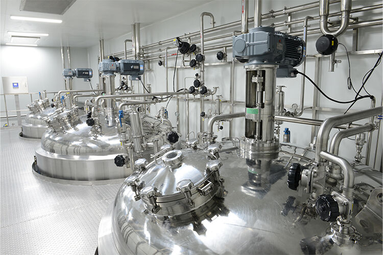 Suspension Culture Bioreactors for FMD Vaccine Production