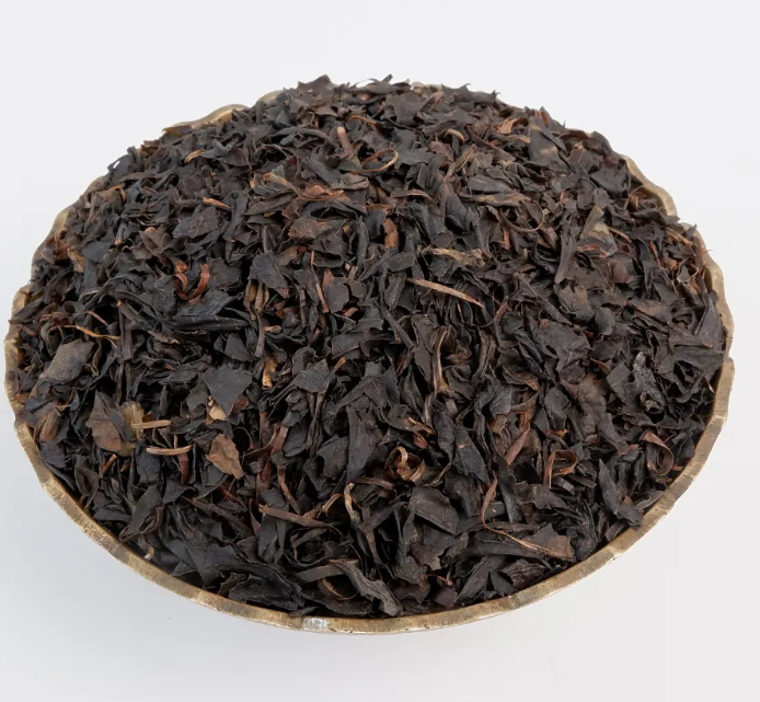 What makes Chinese tea a preferred choice for global wholesale markets?