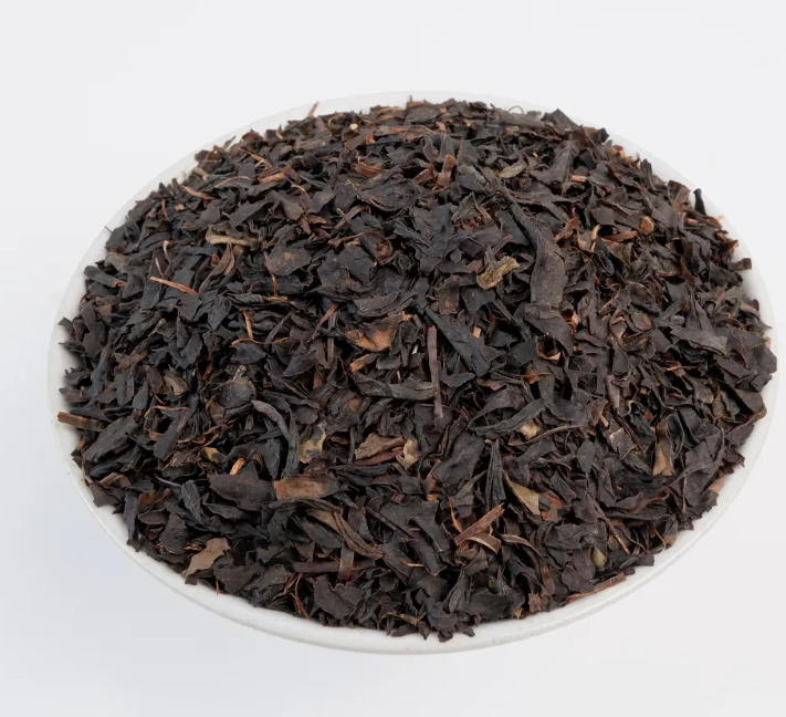 What are the key specifications of Assam tea for wholesale purchases?
