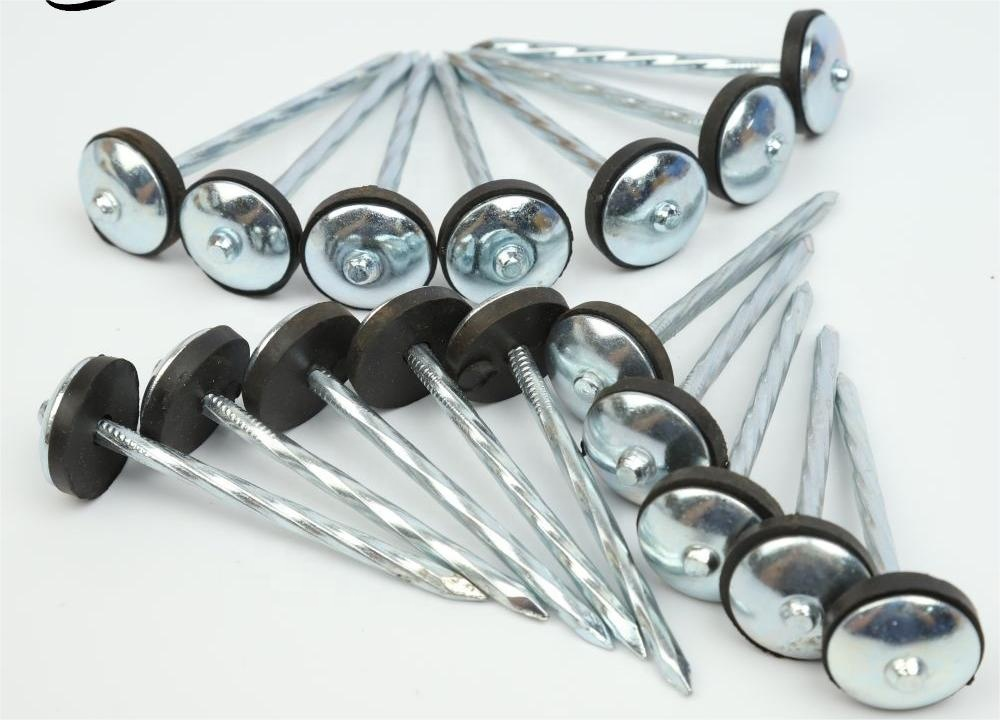 Какви характеристики правят покривните гвоздеи подходящи за строителство на покрив?