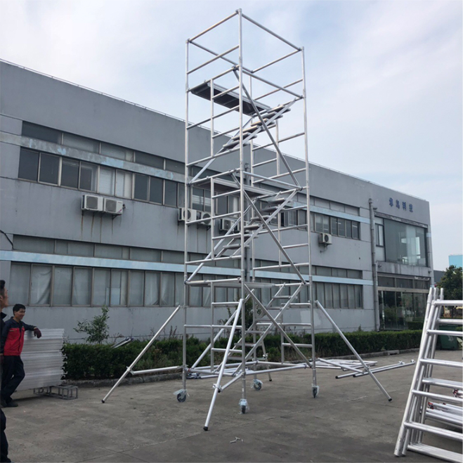 Cum alegi schele cost-eficiente pentru construcții la scară largă?