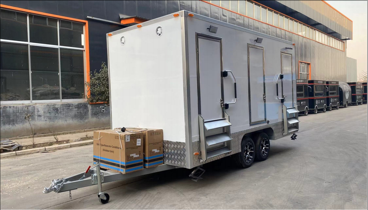  Luxury Public Bathroom Toilets Trailer Mobile Four Cabins Restroom Trailer Mobile Portable Toilet For Sale details