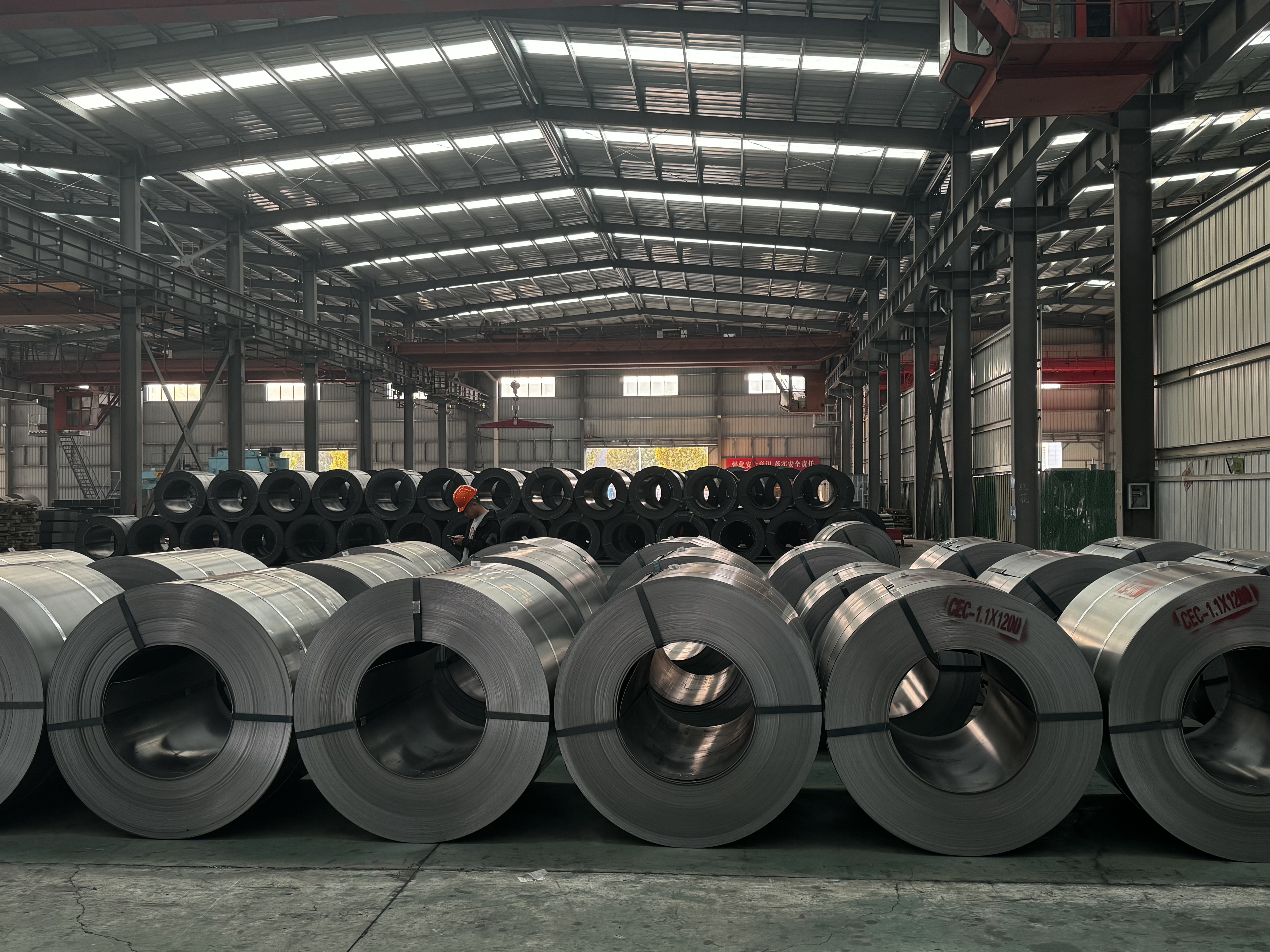 Why is the steel industry not a good place to make a quick money?
