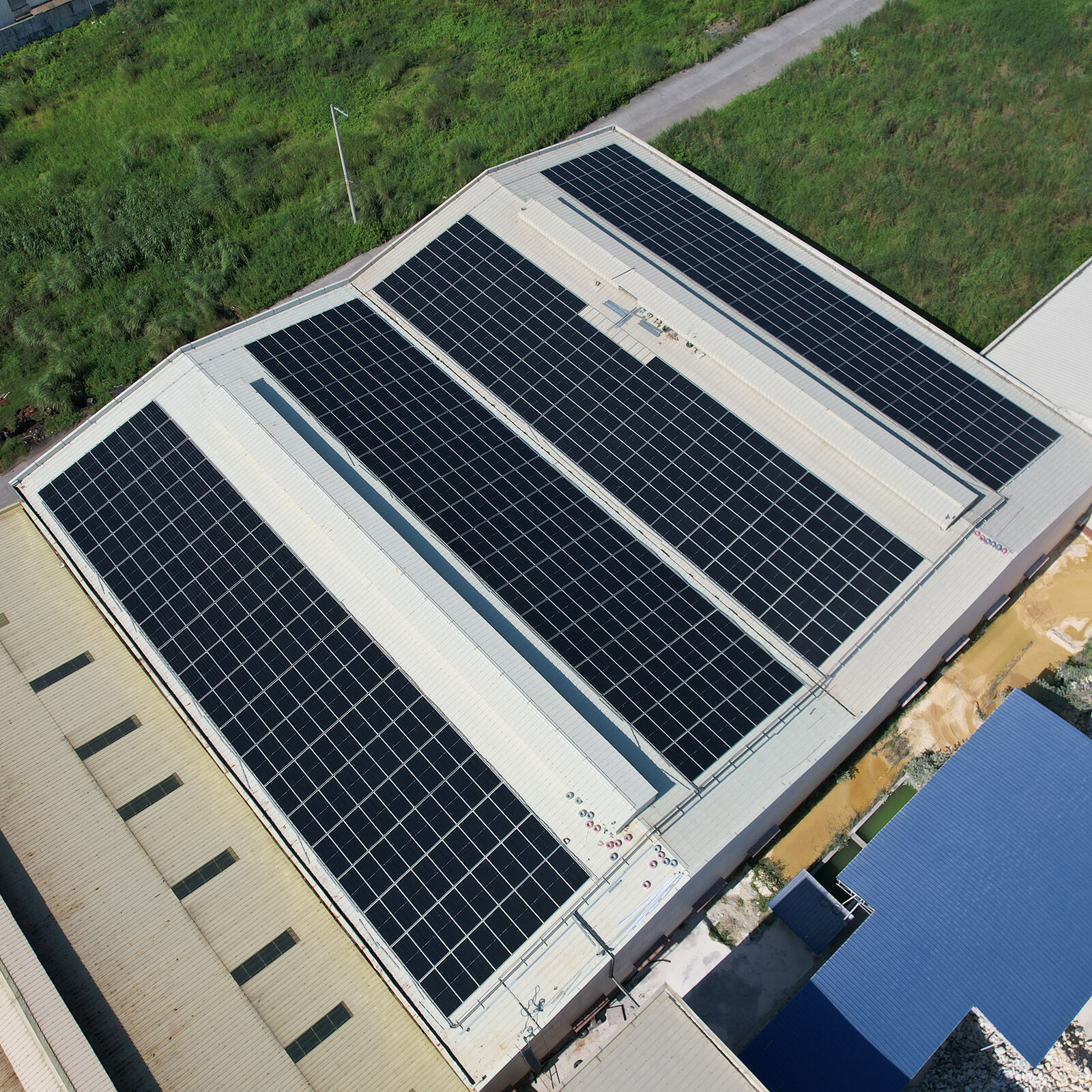 Фабрика прашка калцијума Сан Фернандо на Филипинима, соларна електрана од 408 kW