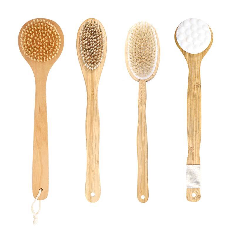 Brosse en bois de bain