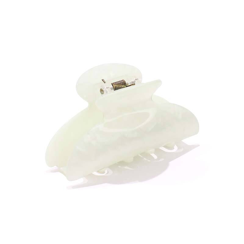 White Cloud Acetic Hair Clip