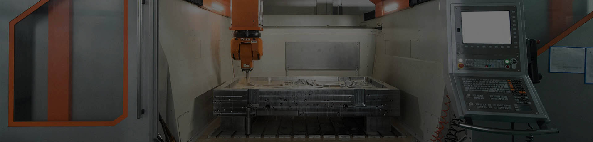 Plastic injection mould