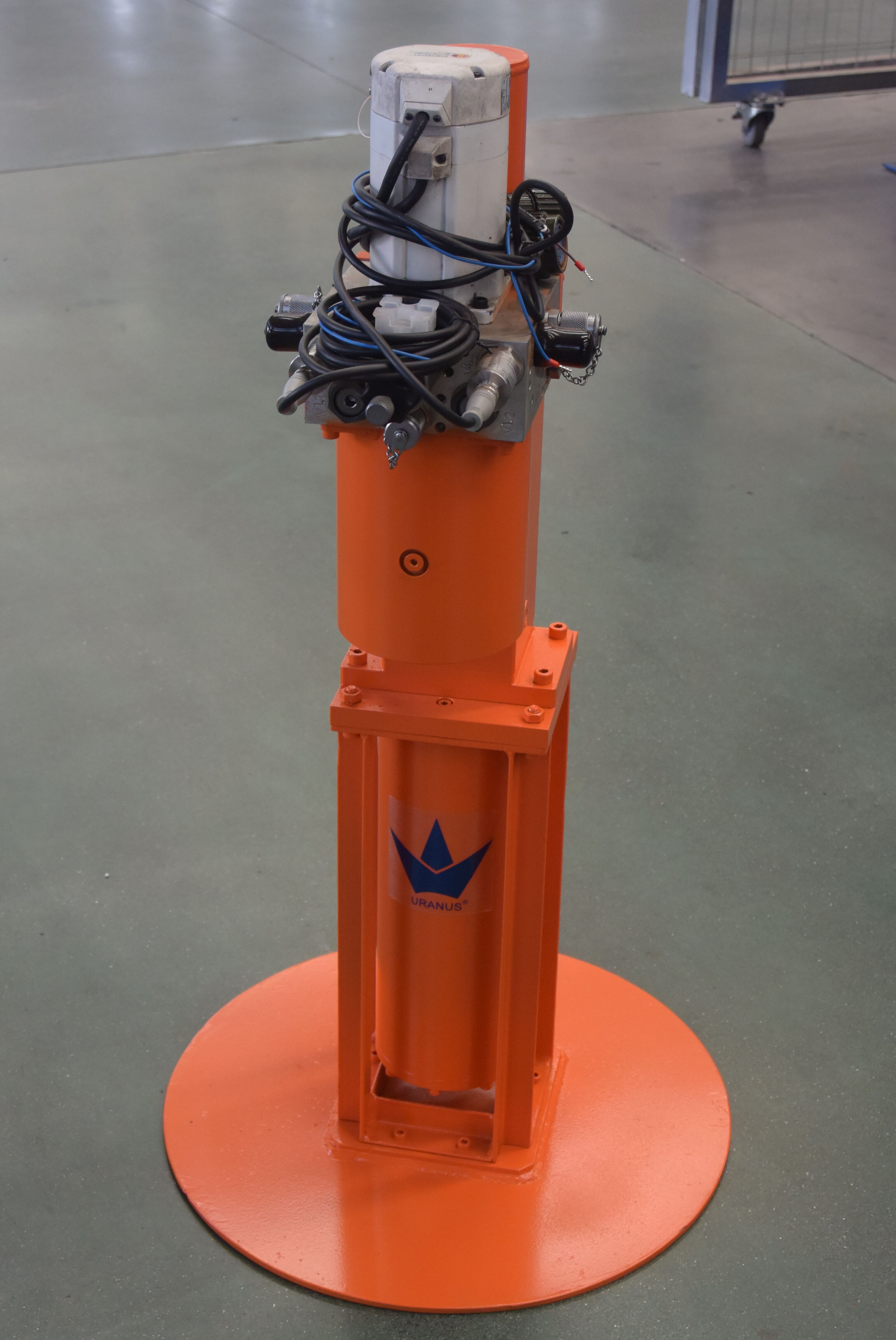 Tianjin Uranus: Developing Advanced Electric Power Jacks for Industrial Needs