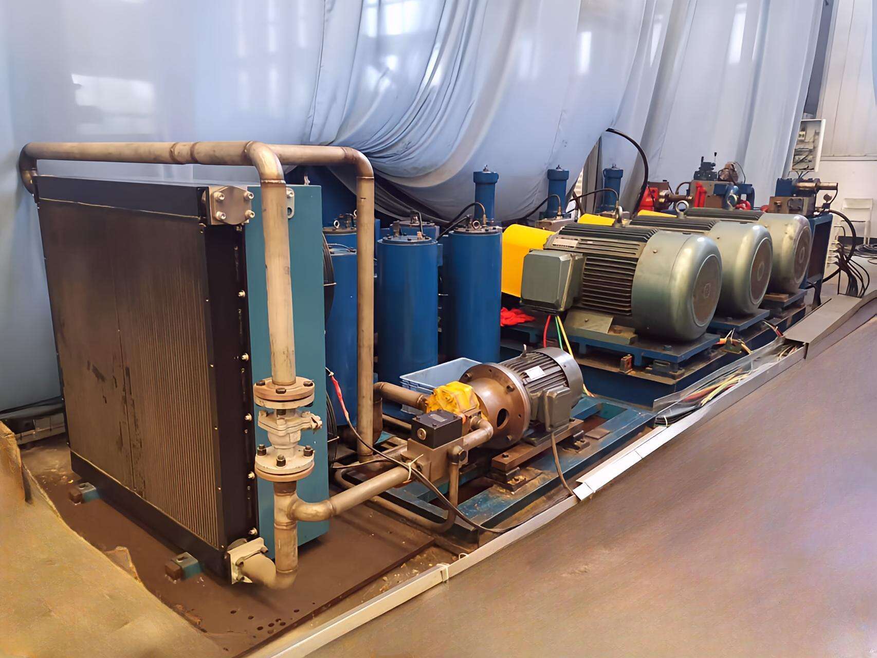 Styrd servocylindrarna med hög precision, roterande hydraulcylindrarna i sluten krets