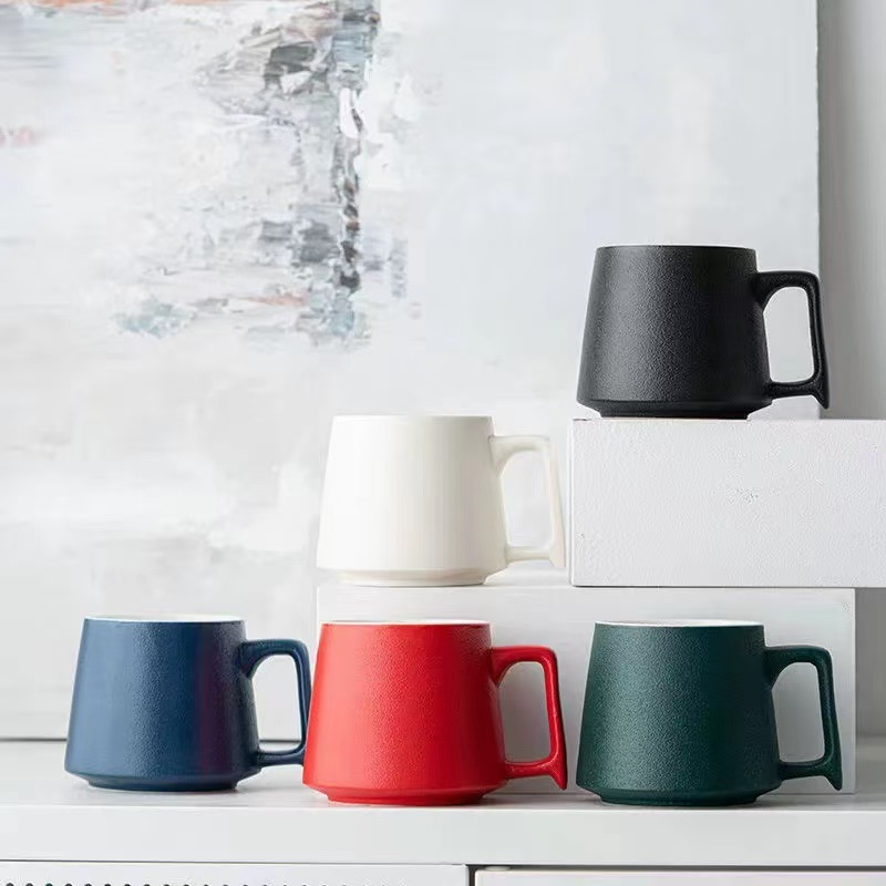 Ceramic or stoneware: which is better for coffee sets?
