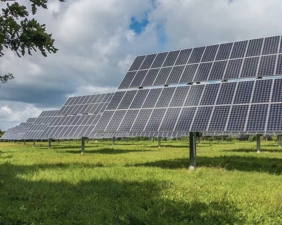 Revealing the Efficiency of Solar Energy System: Observations And Explanations