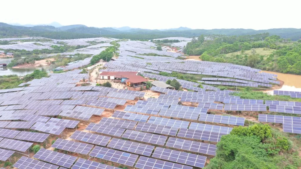 How To Tap Into The Solar Power Of A Flat Roof? Sustainable Solution