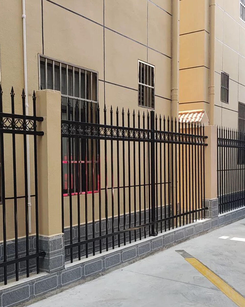 Find the Ideal Steel Fence Post for Outdoor Fencing