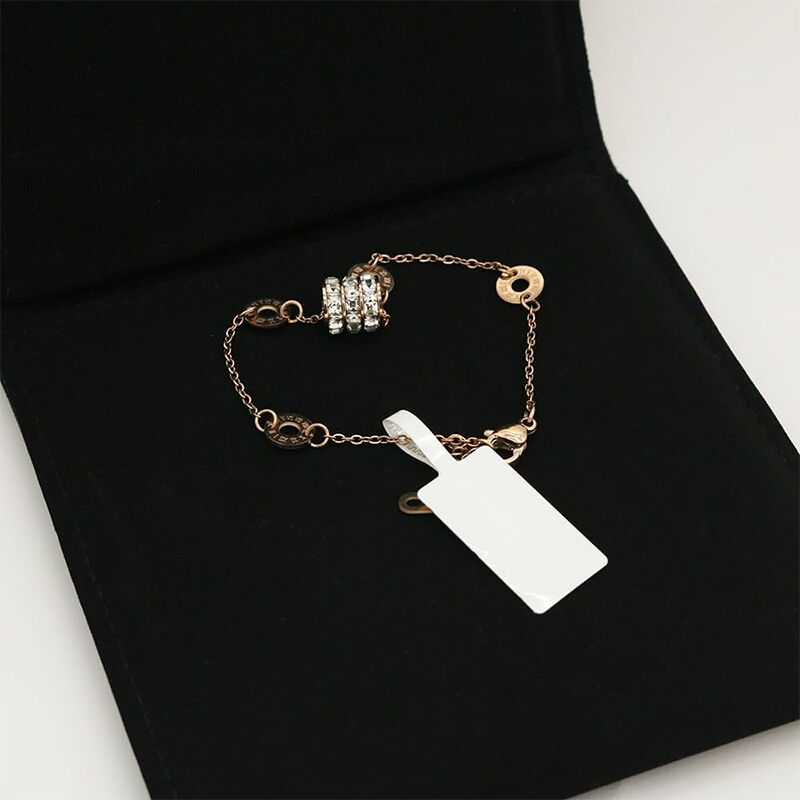 What are the Latest Trends in UHF RFID Tags for Jewelry?