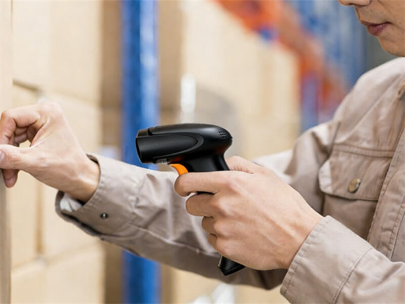 Handheld Barcode Scanner Versus Fixed: Which is Right for Your Business?