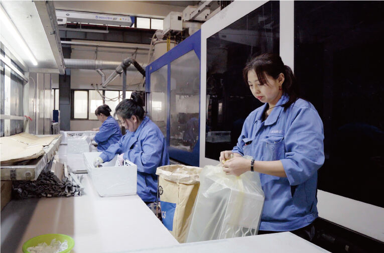 top 4 plastic injection molding manufacturers in china-2