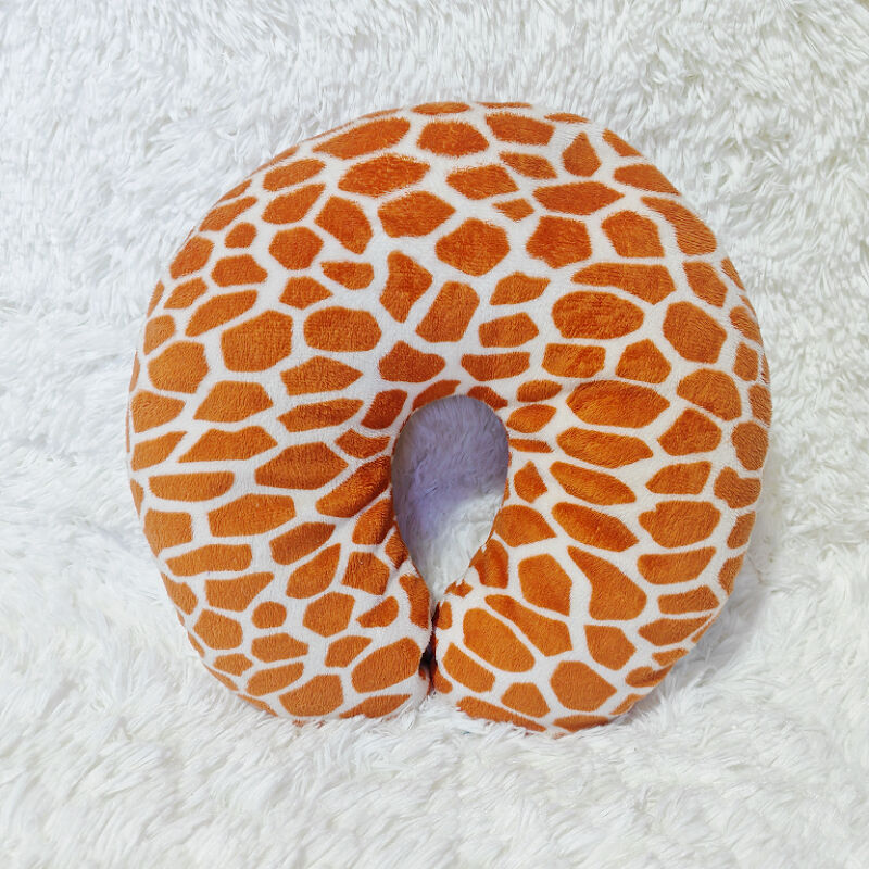 Printed Soft Fleece Travel Pillow details