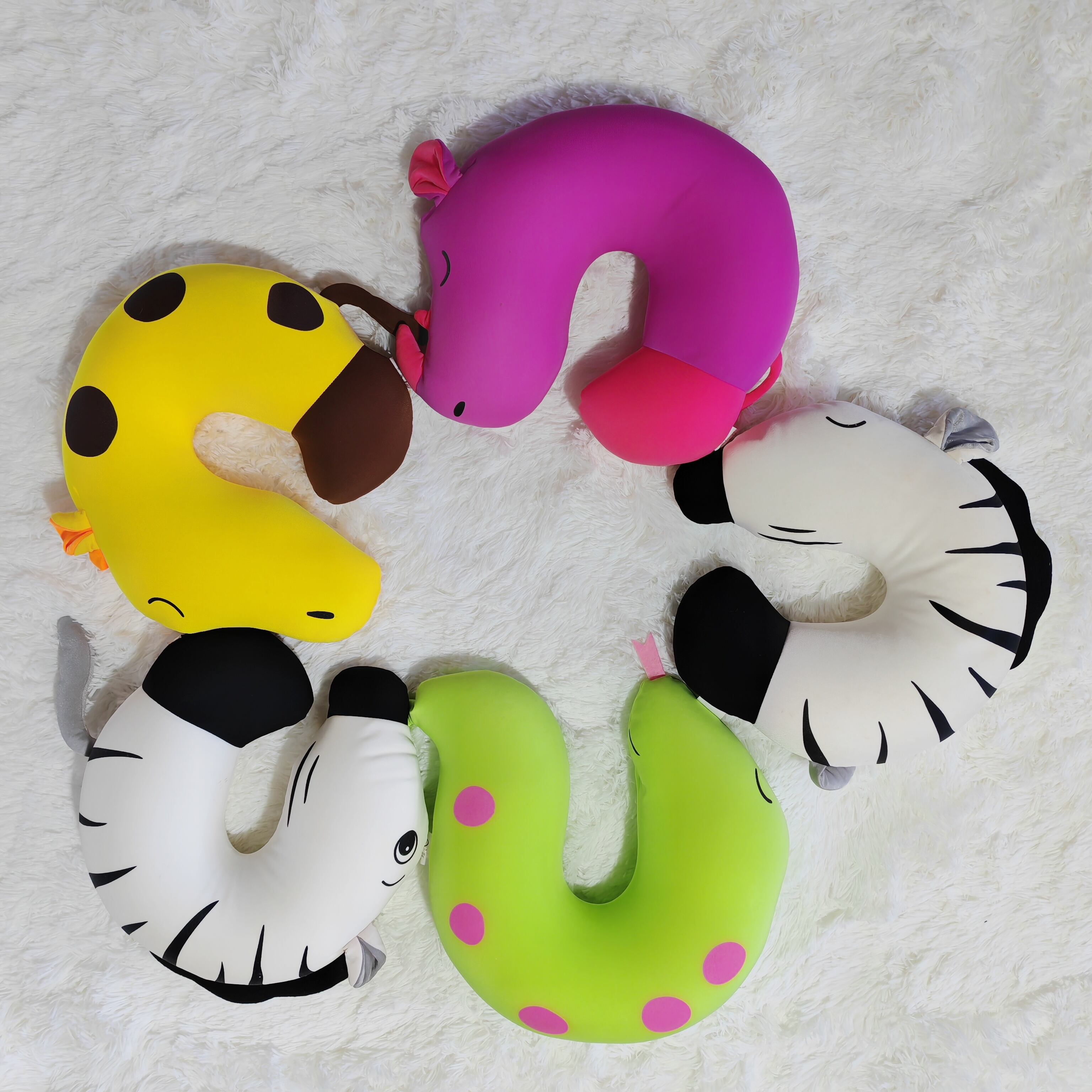 Cute Horse Neck Travel Pillow Digital Printed details