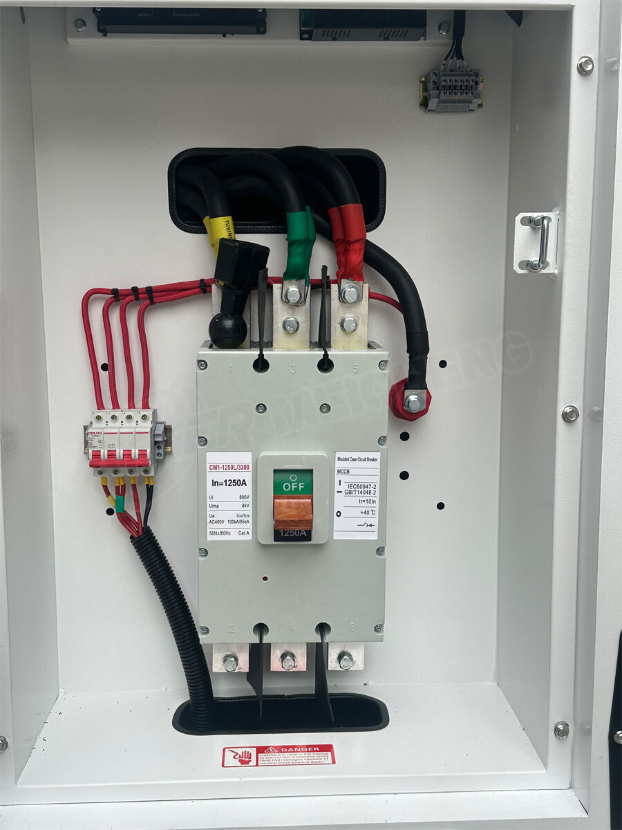 白3细节副图_镁城 (3).jpg