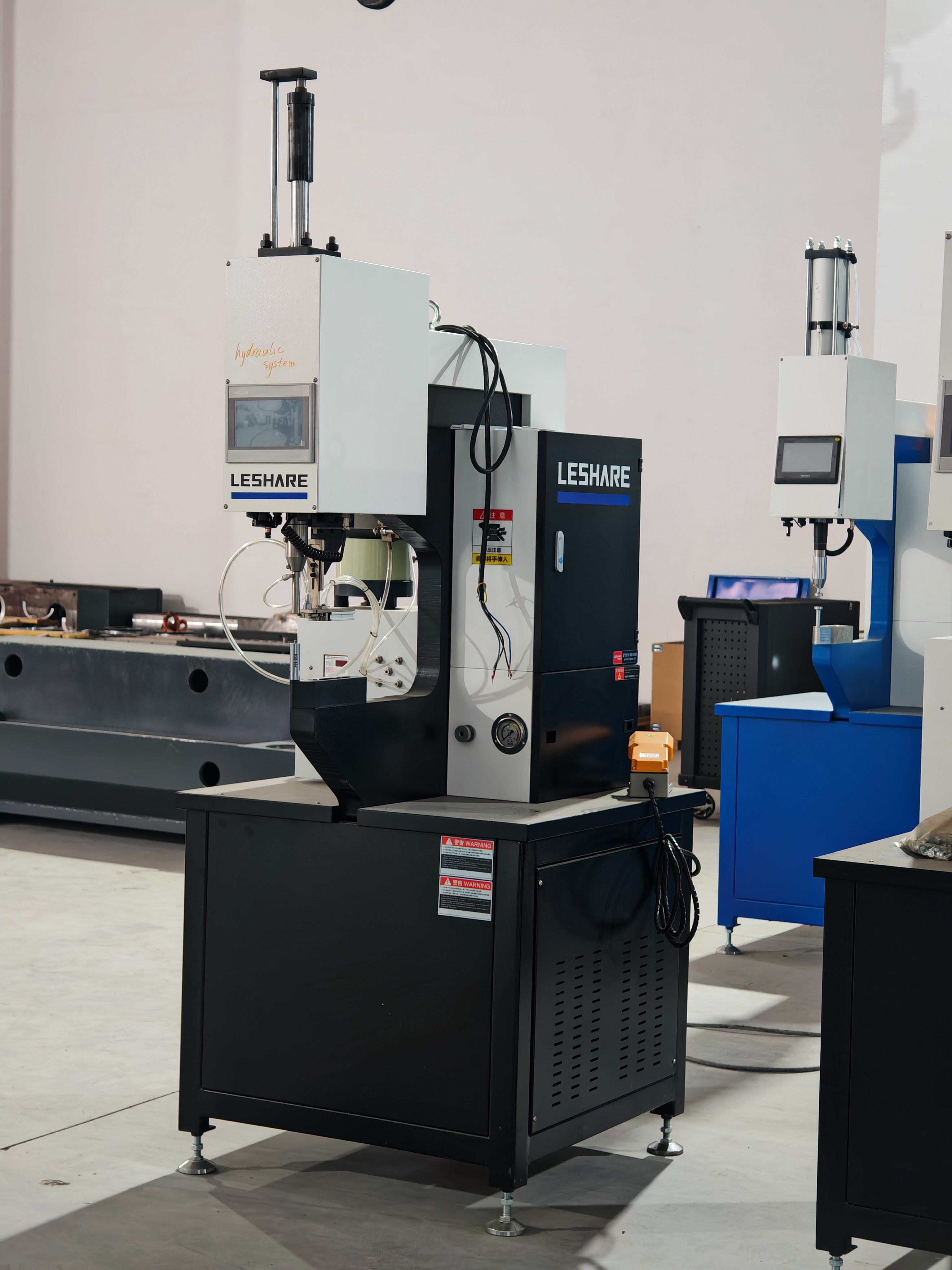 Why Are Electronics Plants Adopting Fastener Insertion Machines for Enclosures?