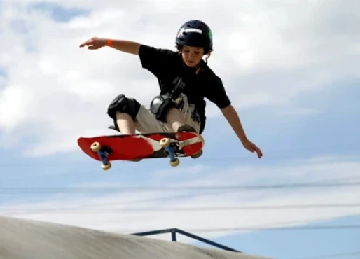 Why PU Foam Material is Ideal for Skateboard Crash Pants