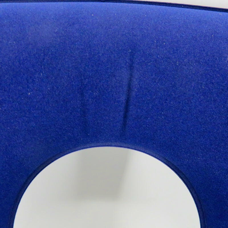 Flocked Press-to-Inflate Pillow details