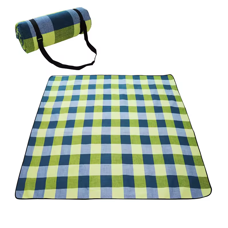 Lighweight picnic blanket