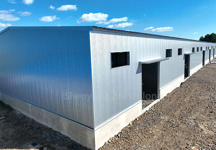 Why are steel structures popular in construction?