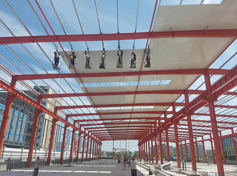 Bakit Umuuwi ang mga Estrukturang Bakal sa Modernong Arkitektura