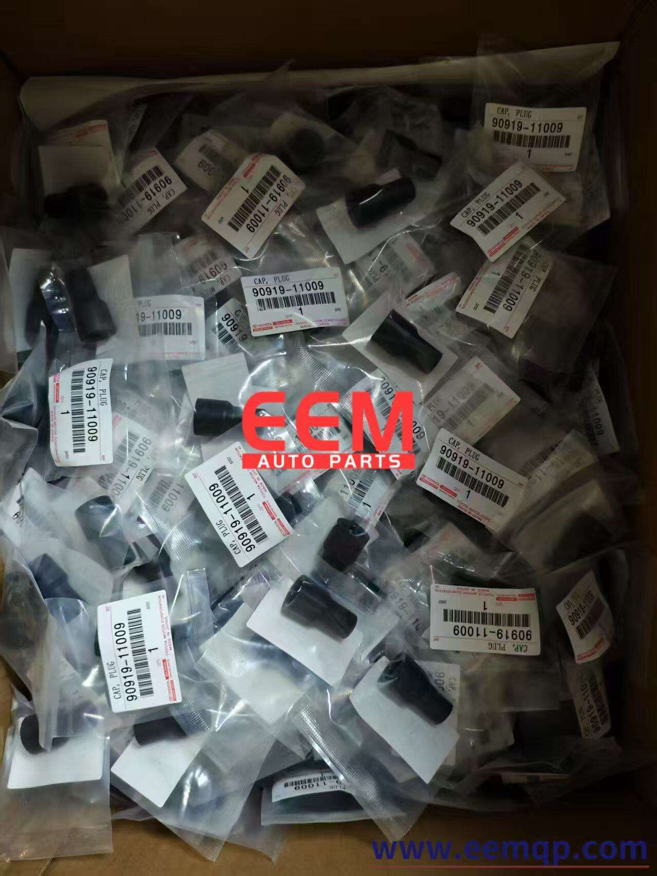 TOYOTA 90919-11009 IGNITION COIL RUBBER SILICONE BOOTS COVER PLUG JAPAN