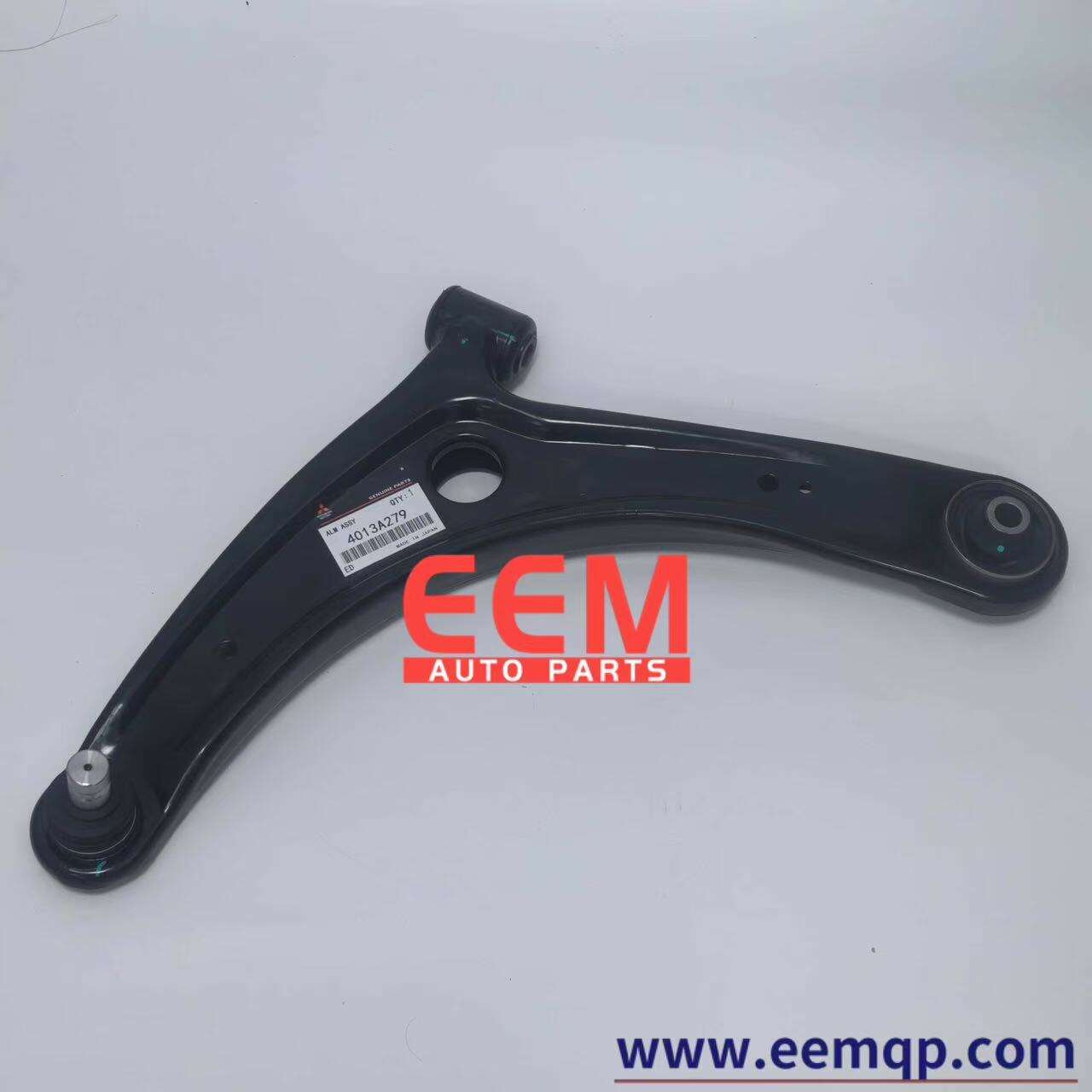MITSUBISHI 4013A279 BRAÇO DE CONTROLE INFERIOR