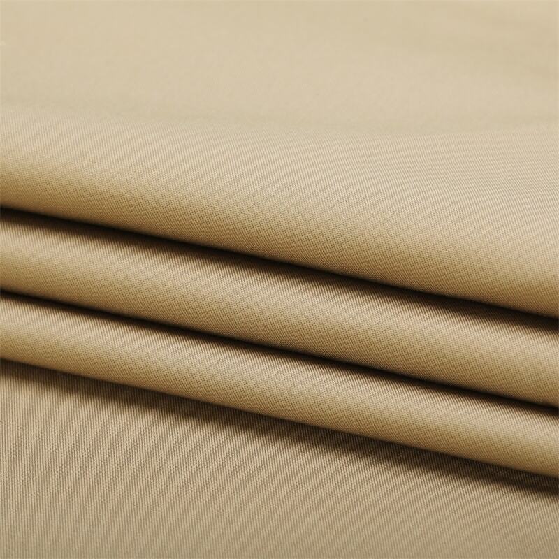 Fournisseur de tissus pour uniformes industriels – Tissu poly-coton durable pour tous les uniformes industriels