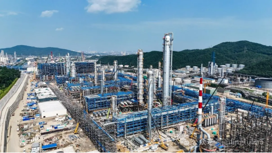 Honorary Moment┃ Jinling Special Coatings Provides Solid Support for Jilin Petrochemical's Transformation Project, Ensuring Smooth Intermediate Handover