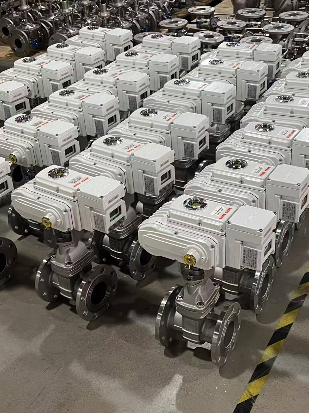 What advantages does an electric valve have in chemical industry flow control?