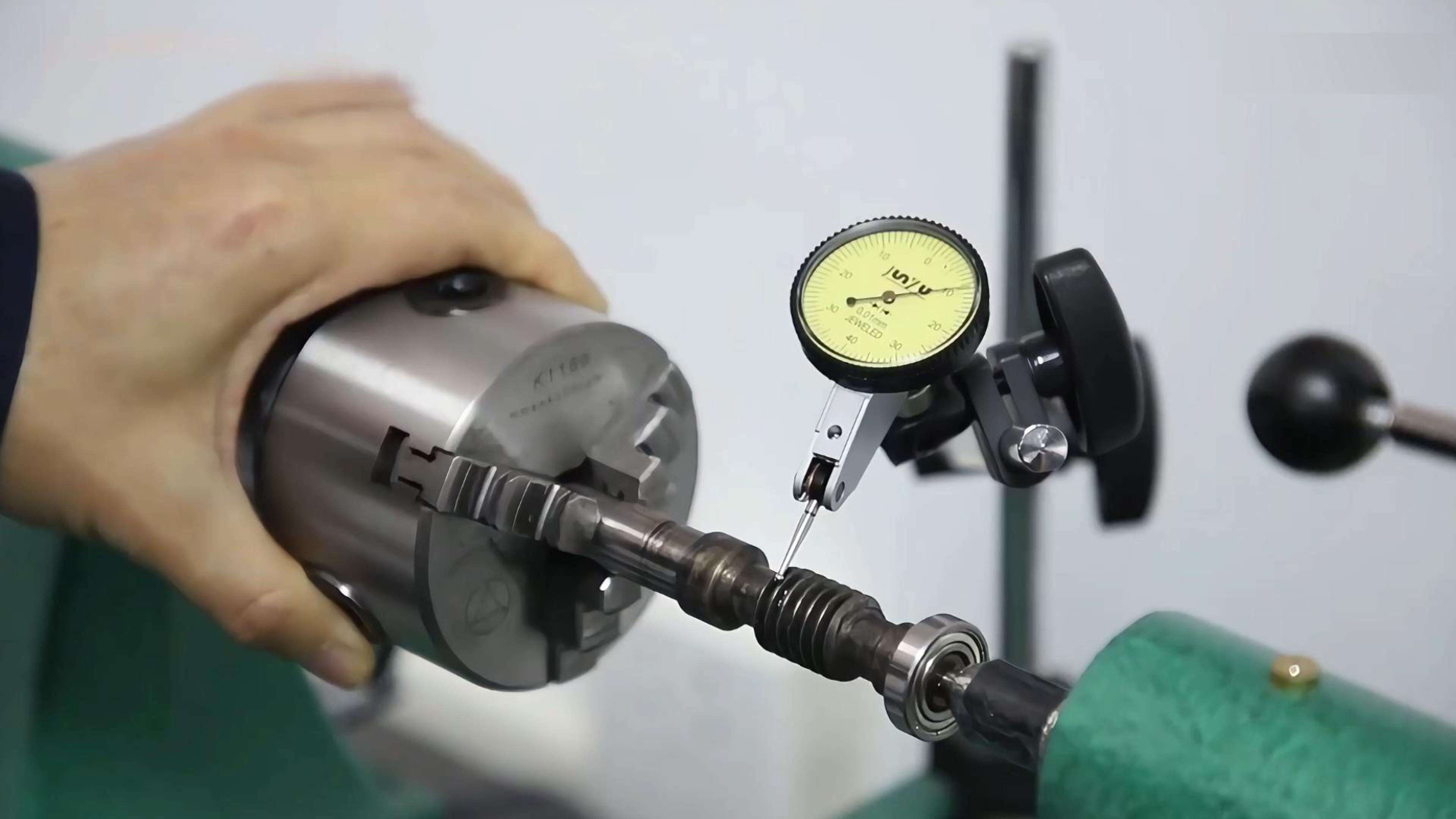 Engineers combine intelligent technology to deve